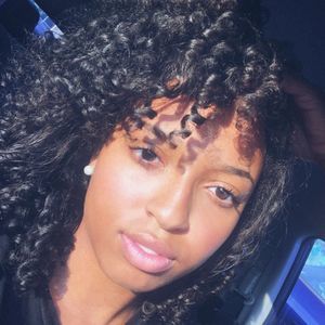 Meet your Posher, Sydney